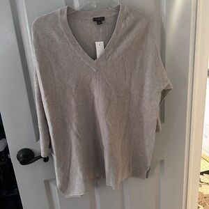 Ann Taylor Light Gray V-Neck Sweater